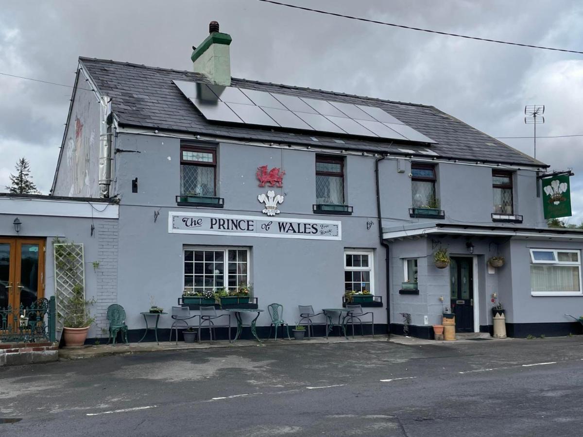 Prince Of Wales Inn Rhymney Εξωτερικό φωτογραφία