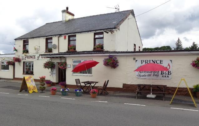 Prince Of Wales Inn Rhymney Εξωτερικό φωτογραφία