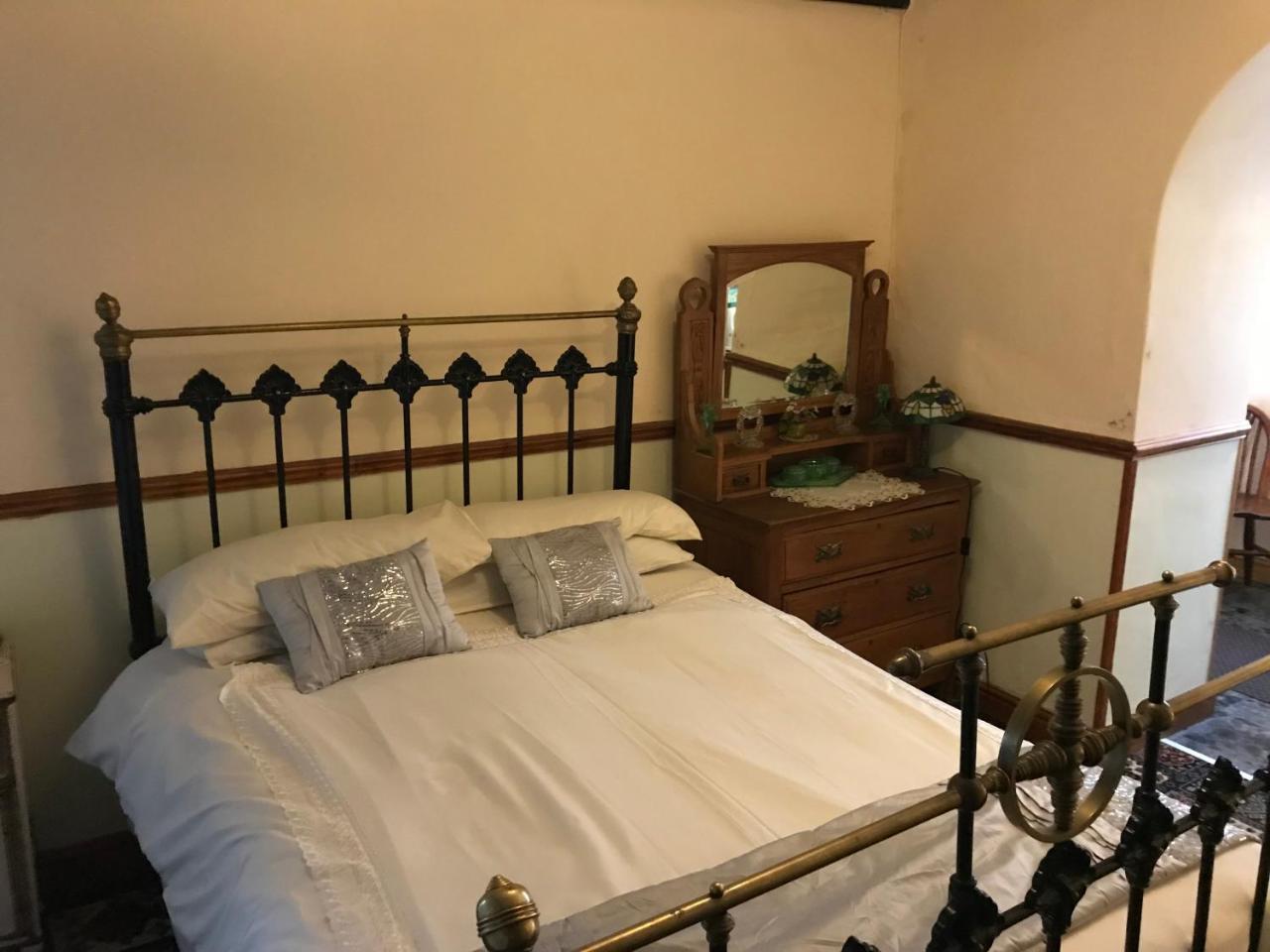 Prince Of Wales Inn Rhymney Εξωτερικό φωτογραφία