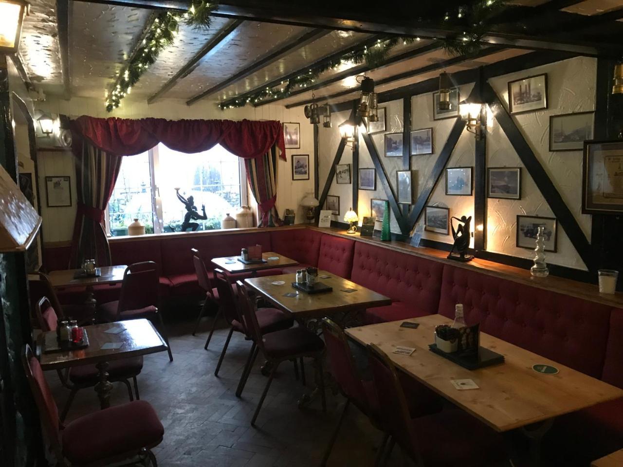 Prince Of Wales Inn Rhymney Εξωτερικό φωτογραφία